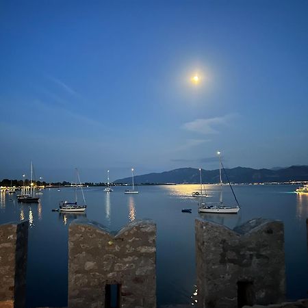 Madame Parisienne Villa Nafpaktos Exteriör bild